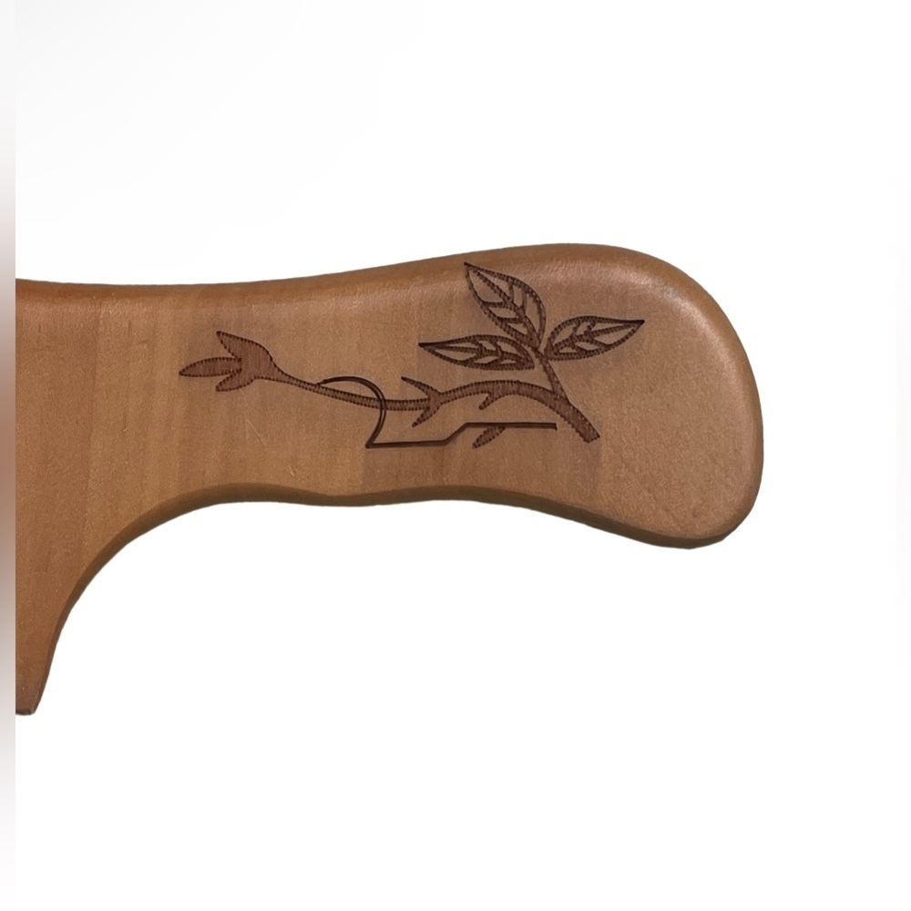 All-Natural Bamboo Comb - Picture 2 of 3